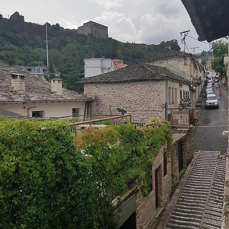 Eva Guesthouse Gjirokaster Luaran gambar