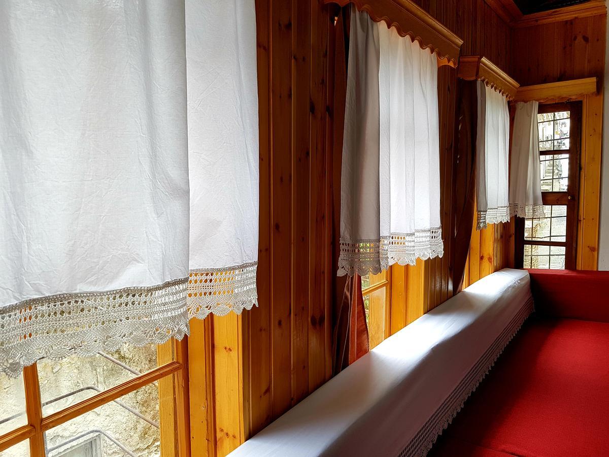 Eva Guesthouse Gjirokaster Luaran gambar