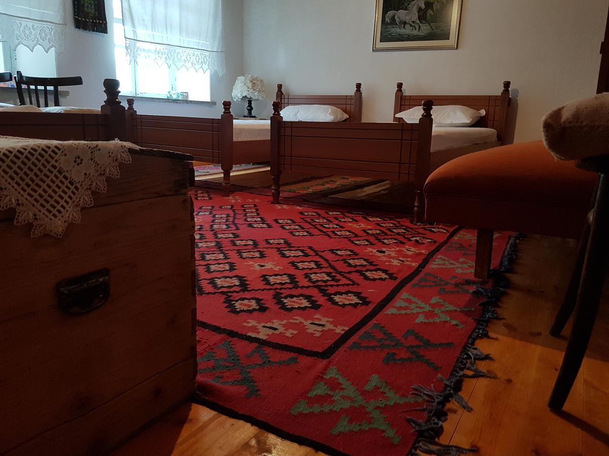 Eva Guesthouse Gjirokaster Luaran gambar